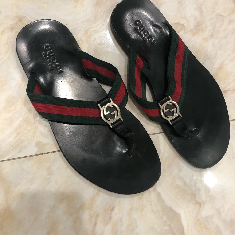 Gucci men’s flip flops